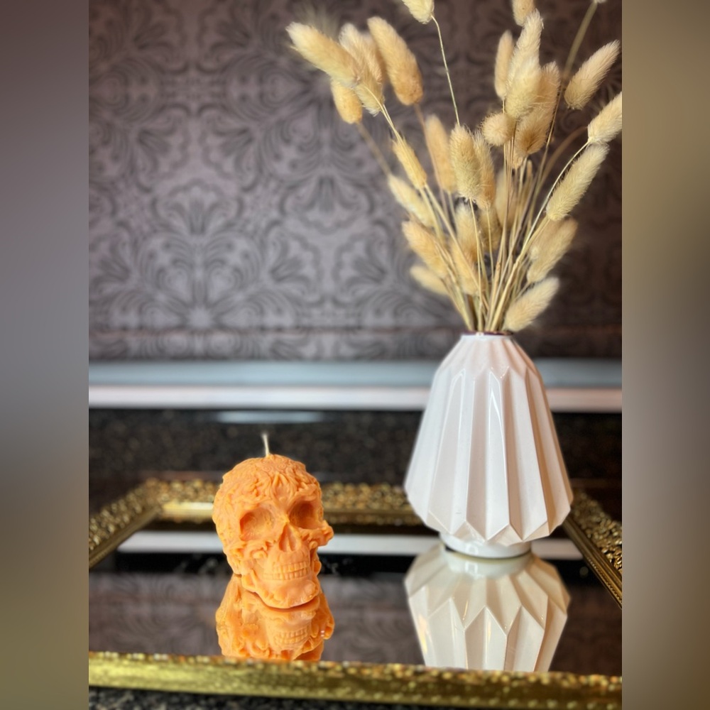 Skull Candle - Pumpkin Spice Scent